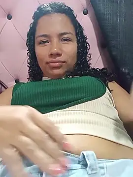 Snapshot of TamaraaHoney chatting on July 2026 07:42:01 PM TamaraaHoney online show from July 2026 07:42:01 PM