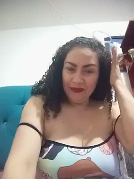 paulett15 online show from July 2026 11:33:01 PM