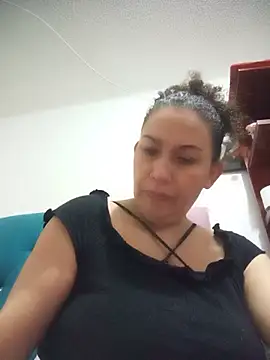 paulett15 online show from July 2026 02:13:01 PM