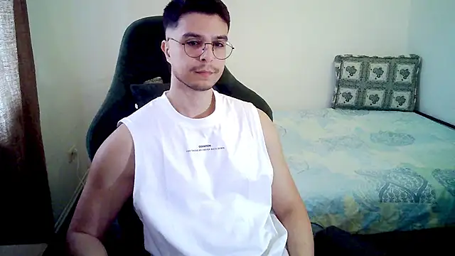 Snapshot of Jamcko24 chatting on June 2026 01:02:01 PM Jamcko24 online show from June 2026 01:02:01 PM