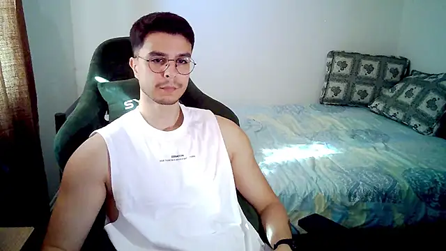 Snapshot of Jamcko24 chatting on June 2026 03:05:02 PM Jamcko24 online show from June 2026 03:05:02 PM