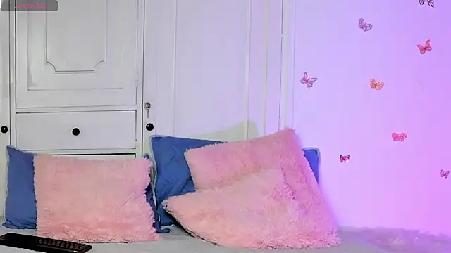 Molly blue01 online show from May 2026 03:43:01 PM