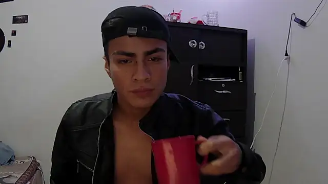 Fenix hardcock online show from May 2026 11:16:02 AM
