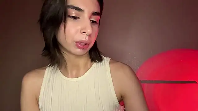 JessiaRuezga online show from May 2026 12:34:01 PM