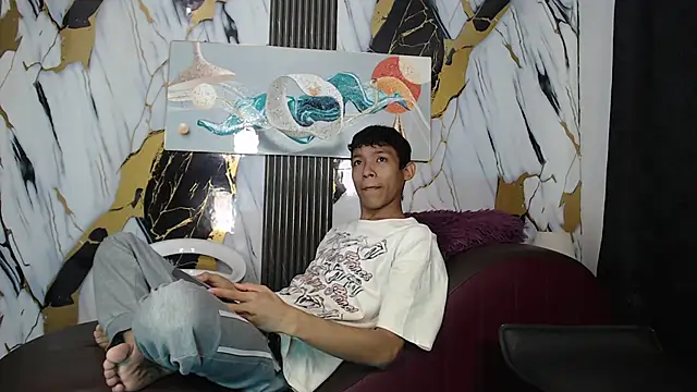 Snapshot of GREAT_BALLS chatting on June 2026 01:11:01 AM GREAT BALLS online show from June 2026 01:11:01 AM