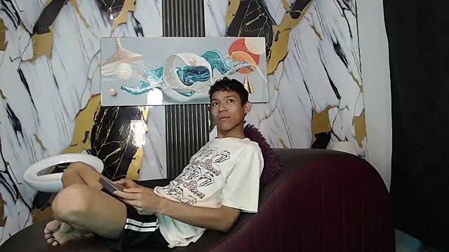Snapshot of GREAT_BALLS chatting on June 2026 01:21:02 AM GREAT BALLS online show from June 2026 01:21:02 AM