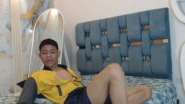 RONALDA HOT26 online show from June 2026 01:24:02 PM