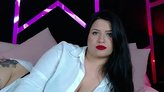 EssenaMonroe online show from July 2026 03:47:01 PM