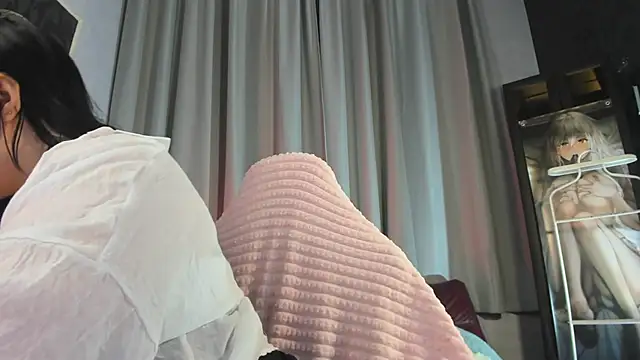 KittyNuarr online show from June 2026 09:39:02 PM
