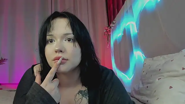 KittyNuarr online show from July 2026 01:26:02 PM