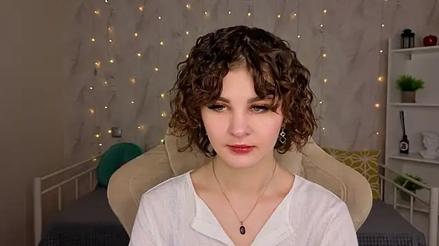 Kira  Fluffy online show from June 2026 12:08:02 AM