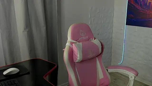 Mary F0x online show from June 2026 08:05:02 AM