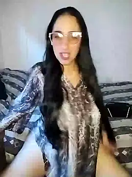 Pamela sa online show from July 2026 10:45:01 PM