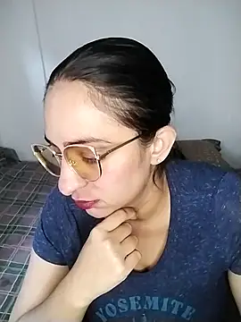 Pamela sa online show from July 2026 08:55:01 PM