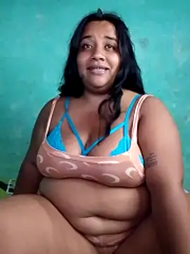 sexy-latina24u online show from May 2026 05:10:02 PM