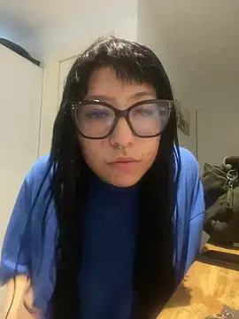 Snapshot of SeraphineSL chatting on June 2026 11:21:01 PM SeraphineSL online show from June 2026 11:21:01 PM