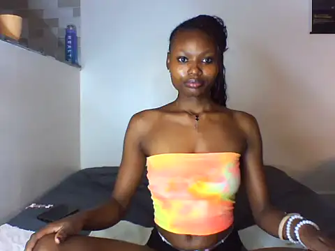 Lanita Lata online show from May 2026 07:41:02 PM