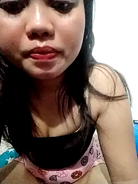 Snapshot of lie_louron chatting on May 2026 03:08:02 PM lie louron online show from May 2026 03:08:02 PM