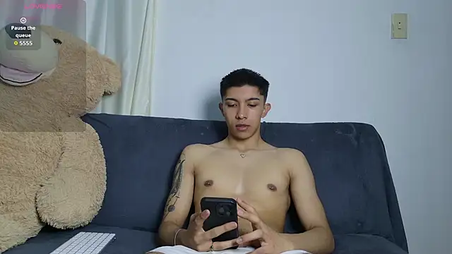 Thesaint xxx online show from June 2026 10:48:02 PM
