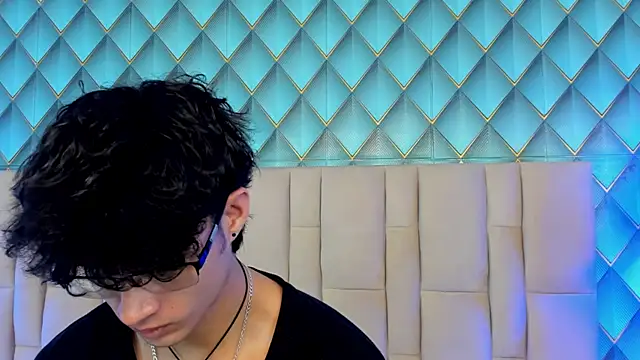 Sofia-Ethan online show from July 2026 05:37:02 PM
