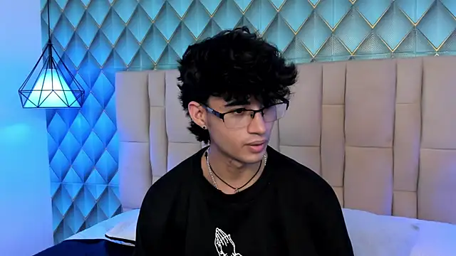 Sofia-Ethan online show from July 2026 07:45:01 PM