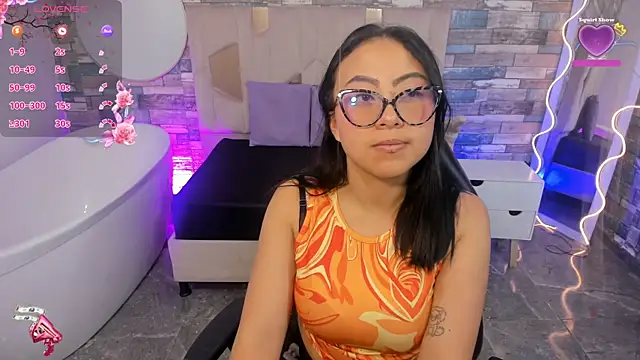 Amhira Tay online show from July 2026 07:32:01 PM