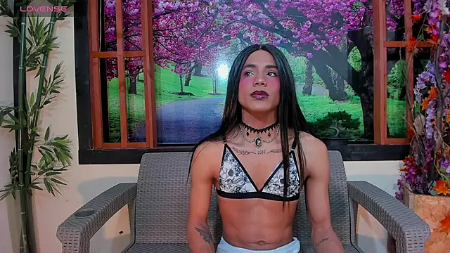 Elena and Julian online show from July 2026 07:29:02 PM