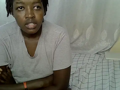 Lorainebabes online show from June 2026 12:15:01 PM
