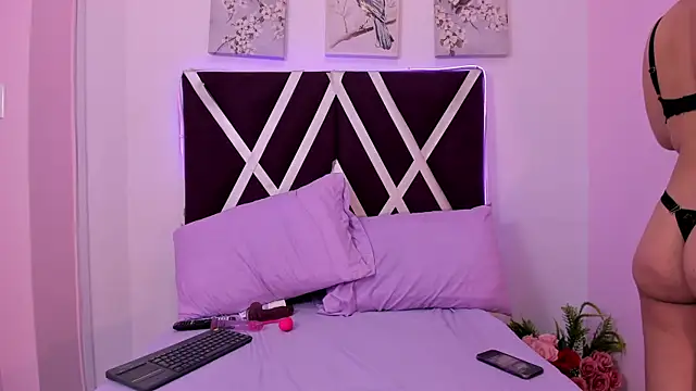 ellieblont online show from July 2026 03:42:01 AM