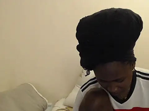 hyacinth b online show from June 2026 06:39:01 AM