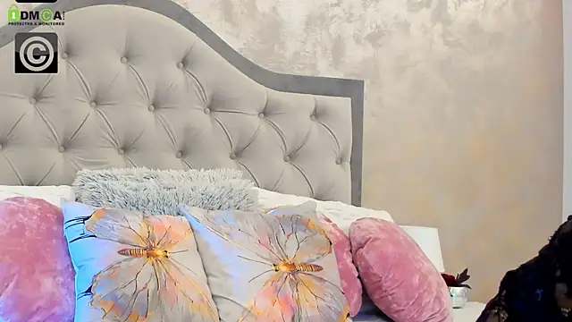 Bianca Vale online show from May 2026 05:04:02 AM