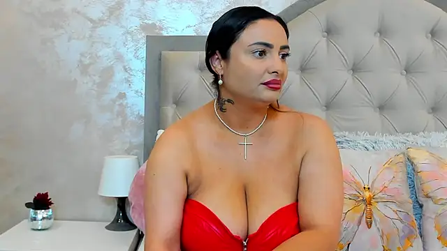 Bianca Vale online show from July 2026 04:50:01 AM