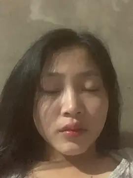 hinami-lo online show from May 2026 04:50:01 AM