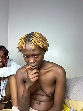 realcoochie online show from July 2026 04:03:02 PM
