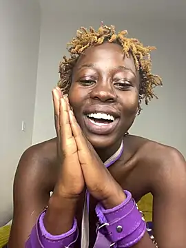 realcoochie online show from July 2026 06:15:02 PM
