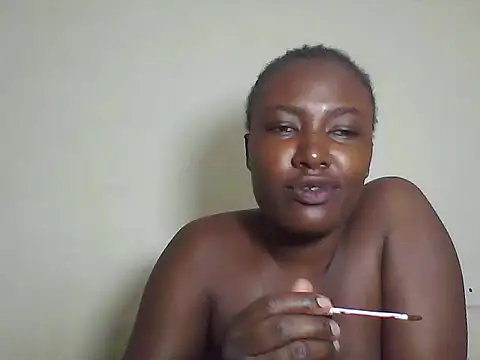 Blackqueen5 online show from July 2026 06:21:02 PM