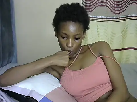 Snapshot of slim_ebon chatting on May 2026 10:12:01 AM slim ebon online show from May 2026 10:12:01 AM