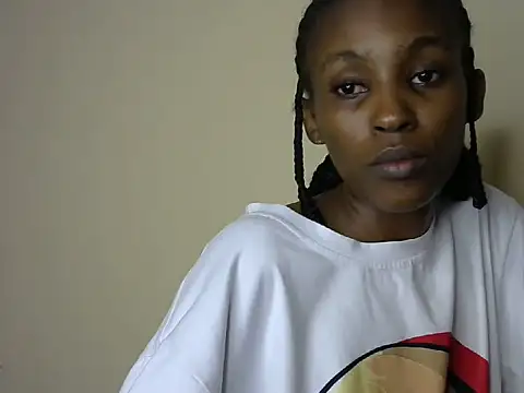 Snapshot of slim_ebon chatting on June 2026 10:33:01 PM slim ebon online show from June 2026 10:33:01 PM