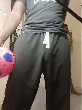 Snapshot of slim_ebon chatting on July 2026 01:46:02 PM slim ebon online show from July 2026 01:46:02 PM