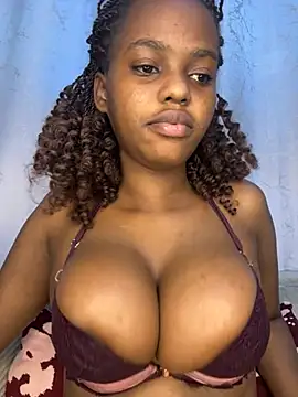 Snapshot of molly_badgirl chatting on July 2026 07:05:02 PM molly badgirl online show from July 2026 07:05:02 PM