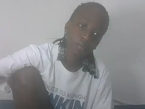 Darkpretty23 online show from May 2026 04:25:01 PM