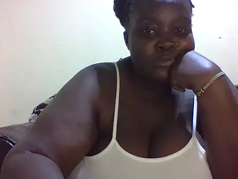 Snapshot of Nanablack2 chatting on May 2026 08:35:02 PM Nanablack2 online show from May 2026 08:35:02 PM