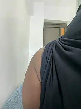 ladyboyxxl online show from July 2026 09:14:02 PM