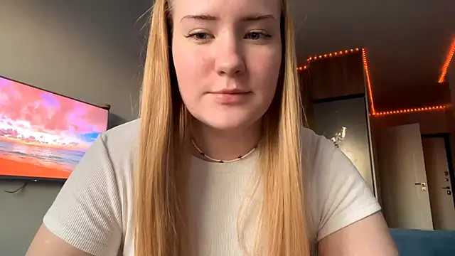 Lisi Kiss  online show from May 2026 06:13:02 PM