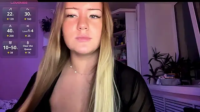 Lisi Kiss  online show from July 2026 06:21:01 PM