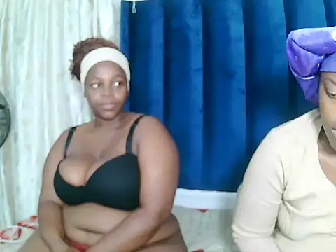 NaturalCurves7 online show from May 2026 08:16:02 PM