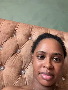 Snapshot of pretty_zii chatting on June 2026 11:53:02 AM pretty zii online show from June 2026 11:53:02 AM