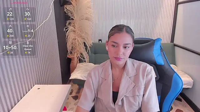 SophieWatson  online show from June 2026 02:01:01 PM