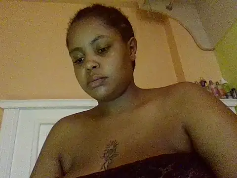 sexychubby22 online show from May 2026 02:36:02 PM