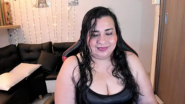Snapshot of katiusca_rm chatting on July 2026 08:22:01 PM katiusca rm online show from July 2026 08:22:01 PM